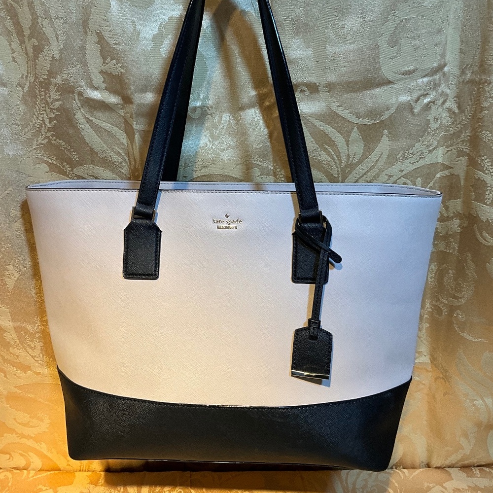 Kate Spade off white/grayish and black tote.    D1Ab